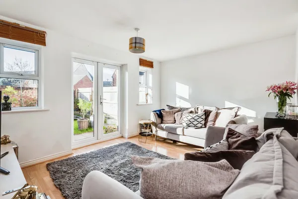 Sandbourne Road, Swindon, Wiltshire, ...