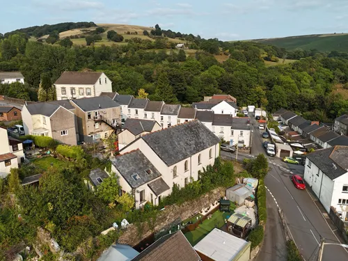 High Street, Bedlinog, Treharrisphoto