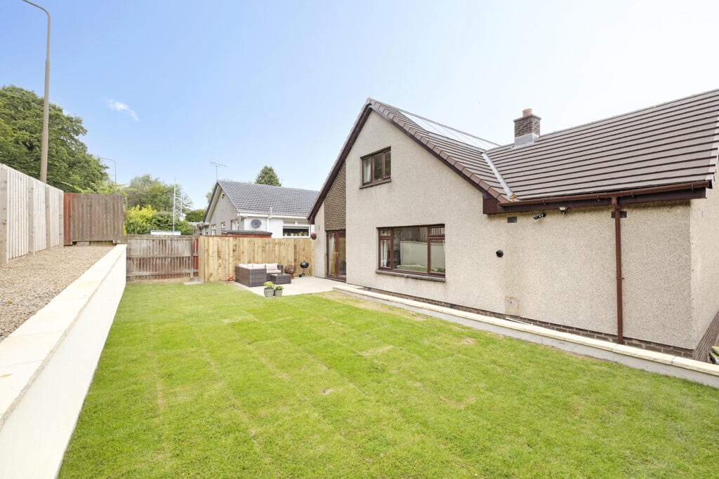 5 Maclardy Court, Uphall, Broxburn, EH52 5SL Image 22