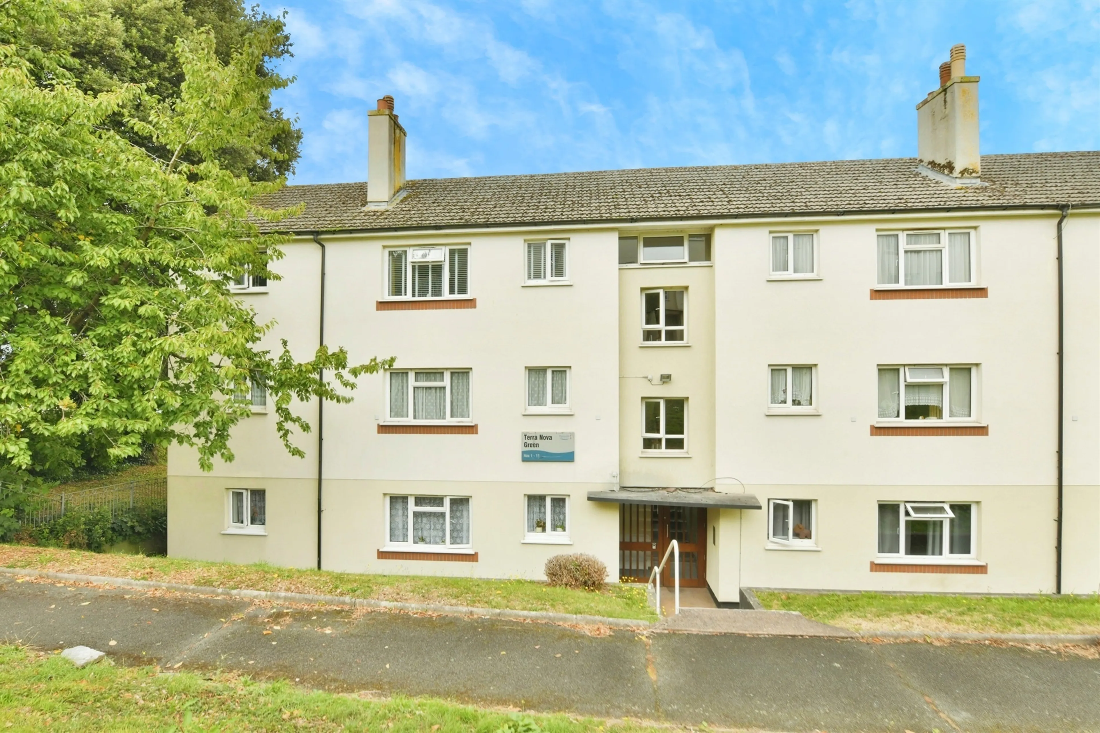 Property photo 0