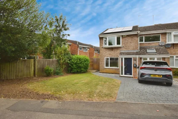 Lamport Close, Wigston, Leicestershir...