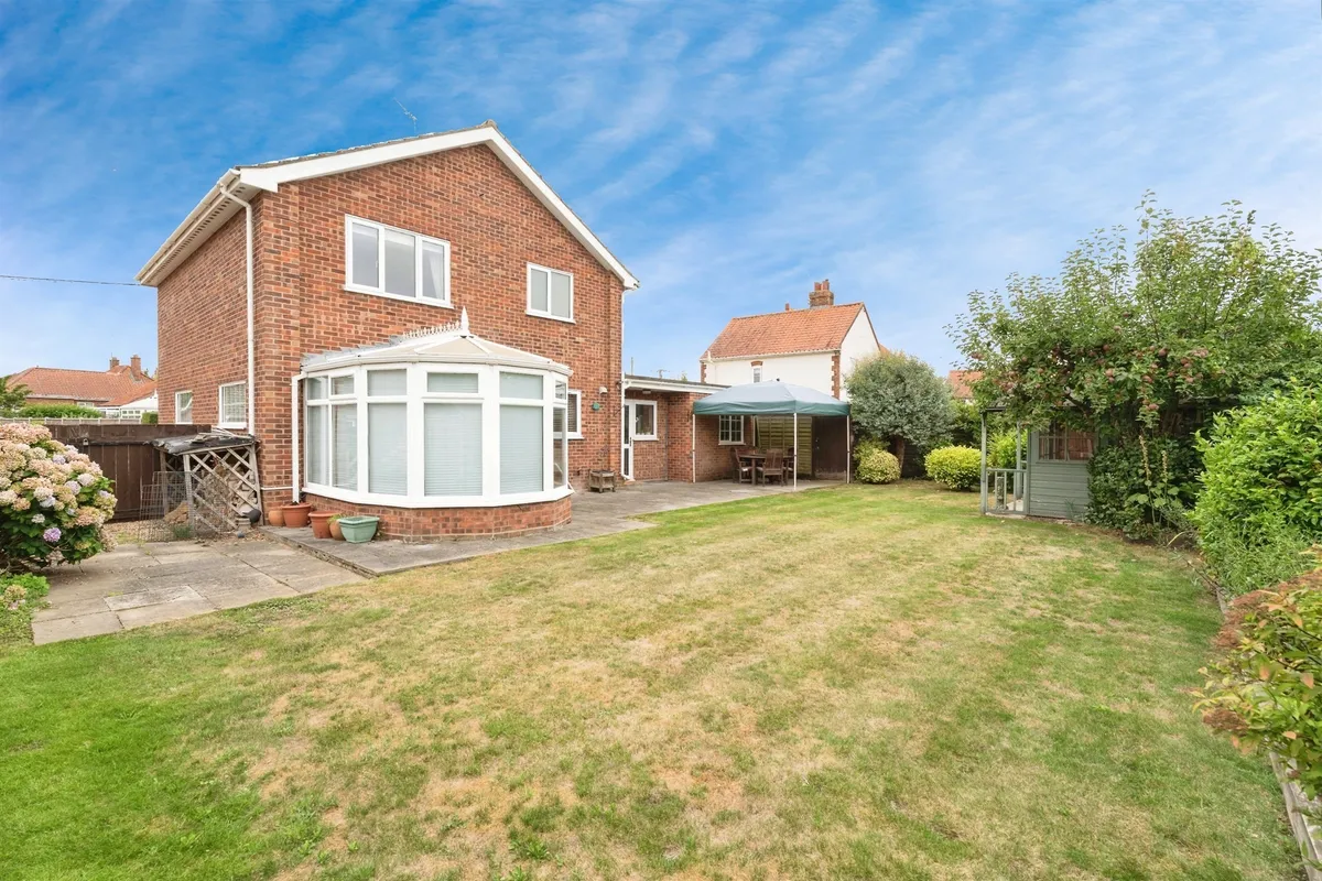 Heath Lane, Fakenham