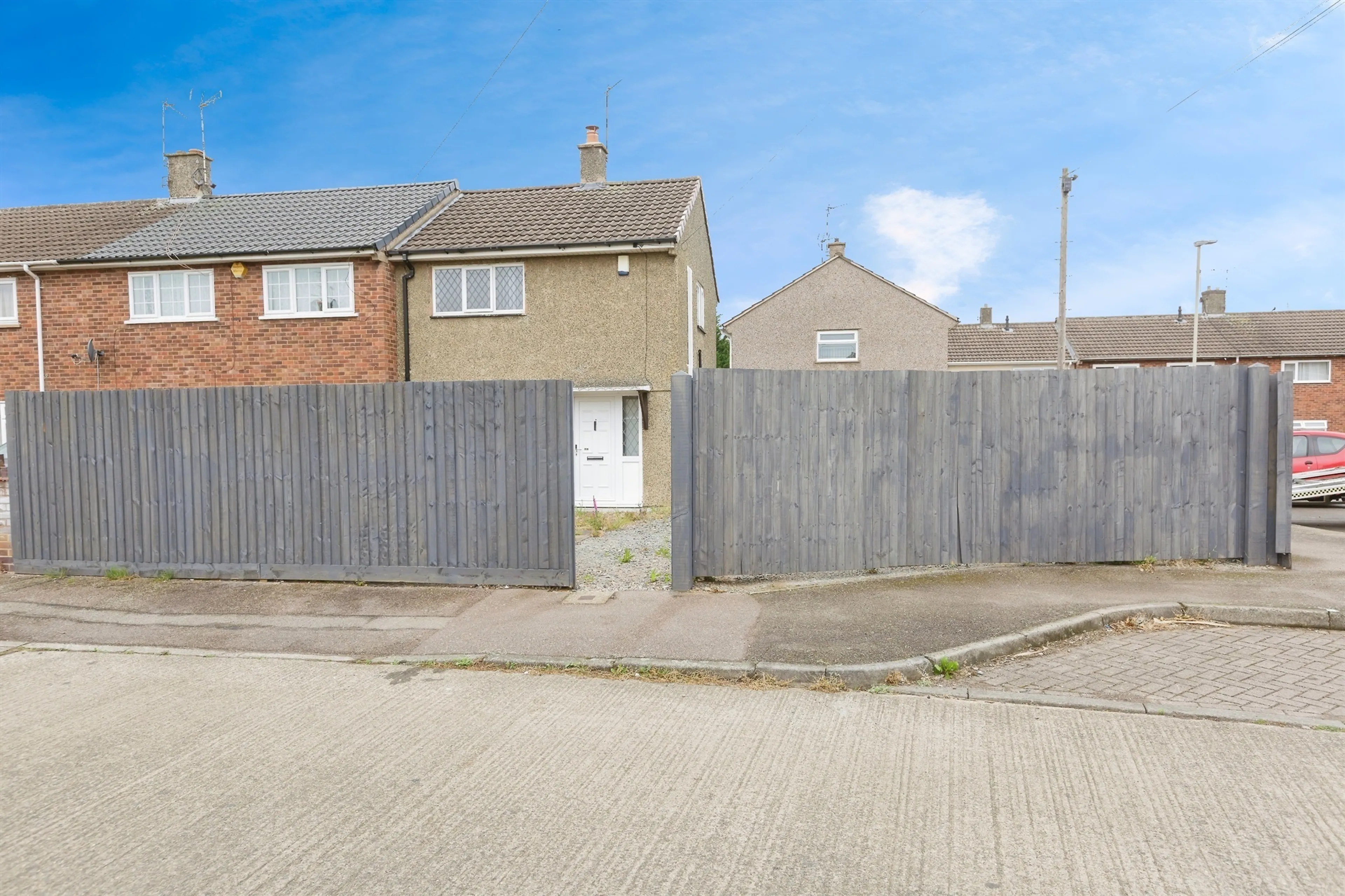 Property photo 0