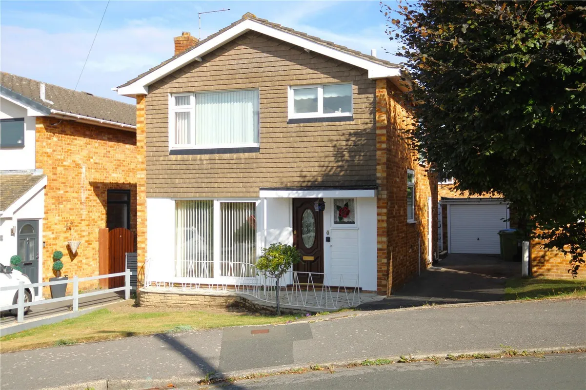 West Downs Close, Fareham, Hampshire, PO16