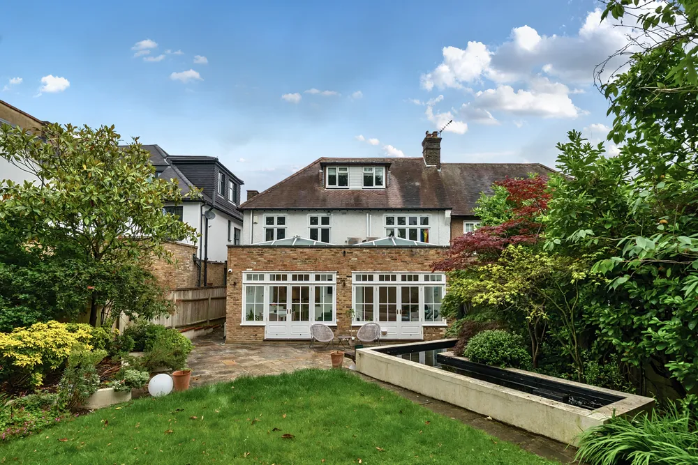 Lanchester Road, London, N6