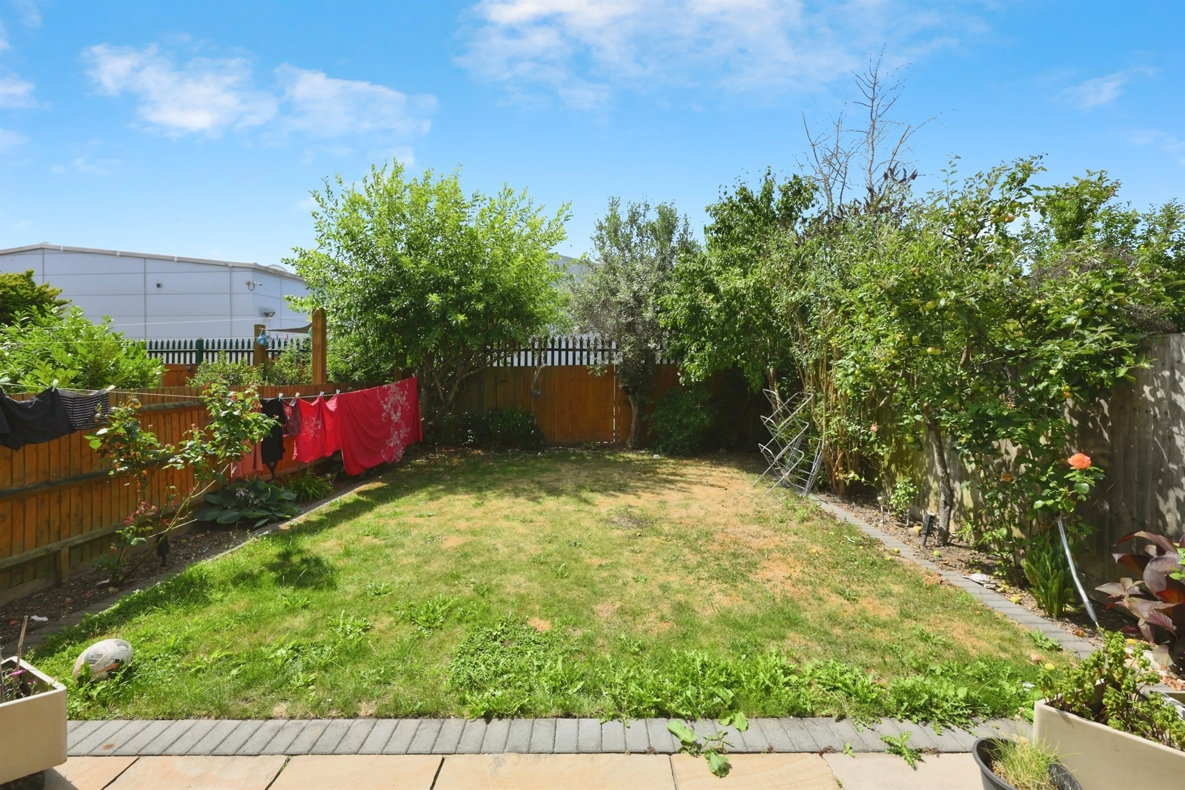 Property at Robinia Road, Broxbourne