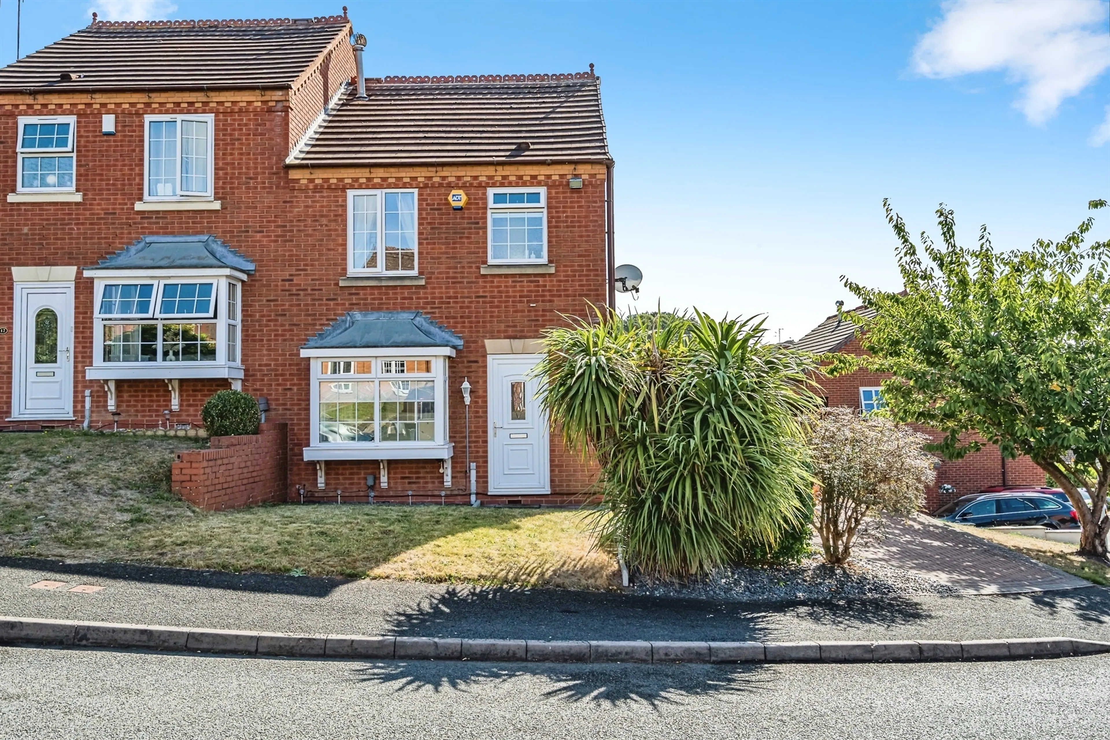 Property photo 0
