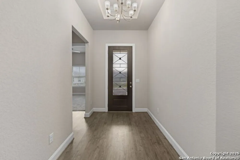 6533 Crockett Cove, Schertz, TX 78108-2043
