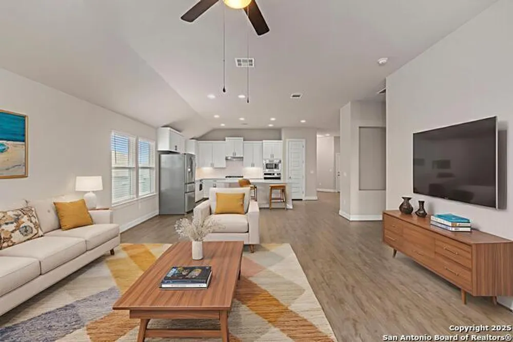6533 Crockett Cove, Schertz, TX 78108-2043