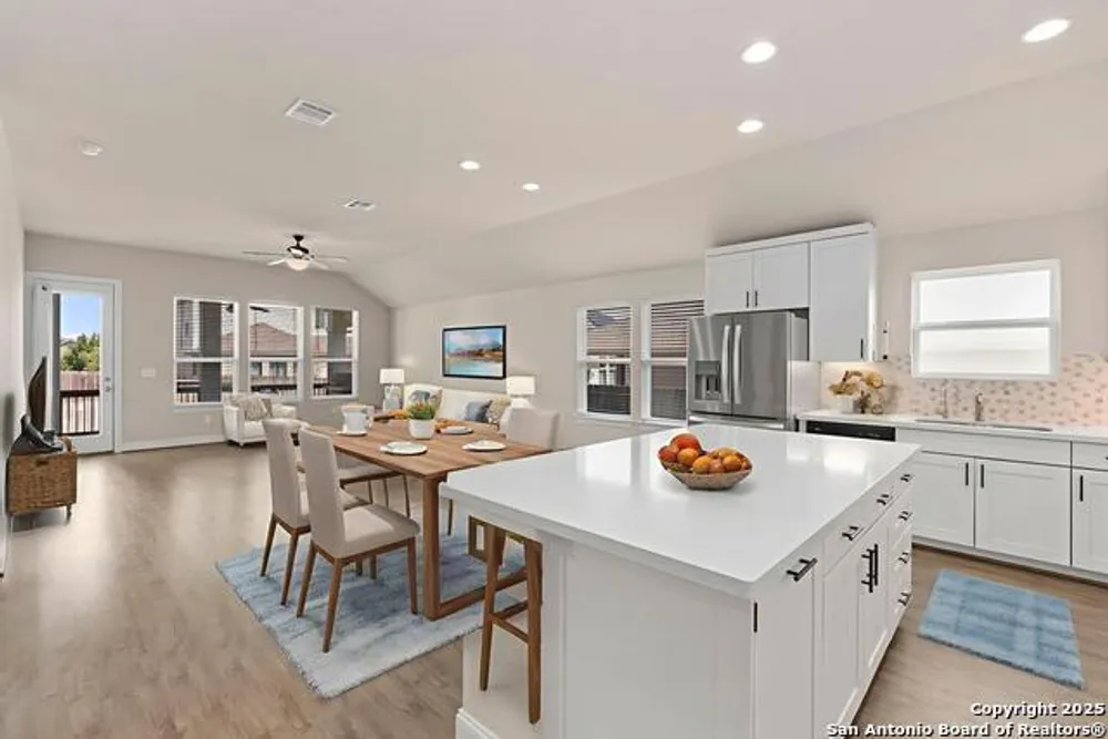 6533 Crockett Cove, Schertz, TX 78108-2043