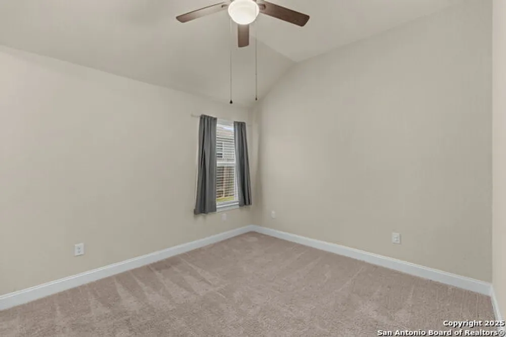 6533 Crockett Cove, Schertz, TX 78108-2043