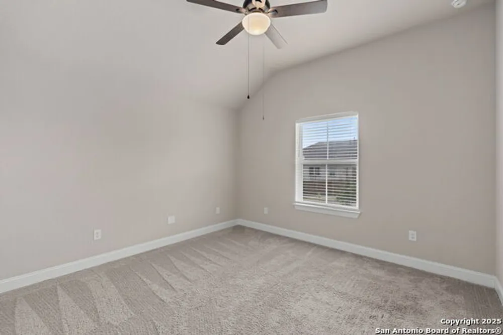 6533 Crockett Cove, Schertz, TX 78108-2043
