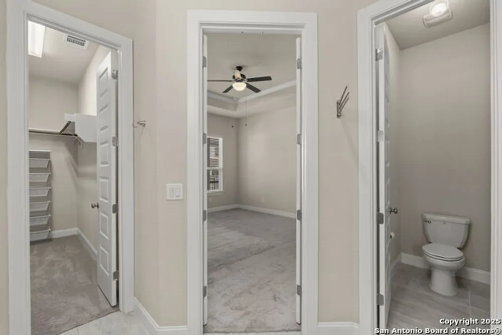 6533 Crockett Cove, Schertz, TX 78108-2043