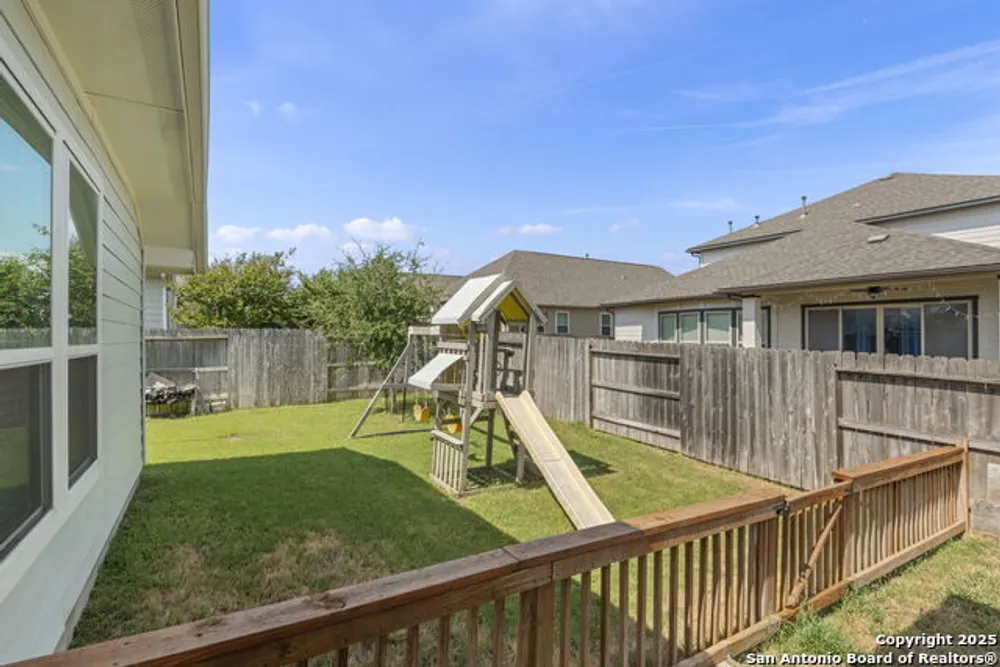 6533 Crockett Cove, Schertz, TX 78108-2043