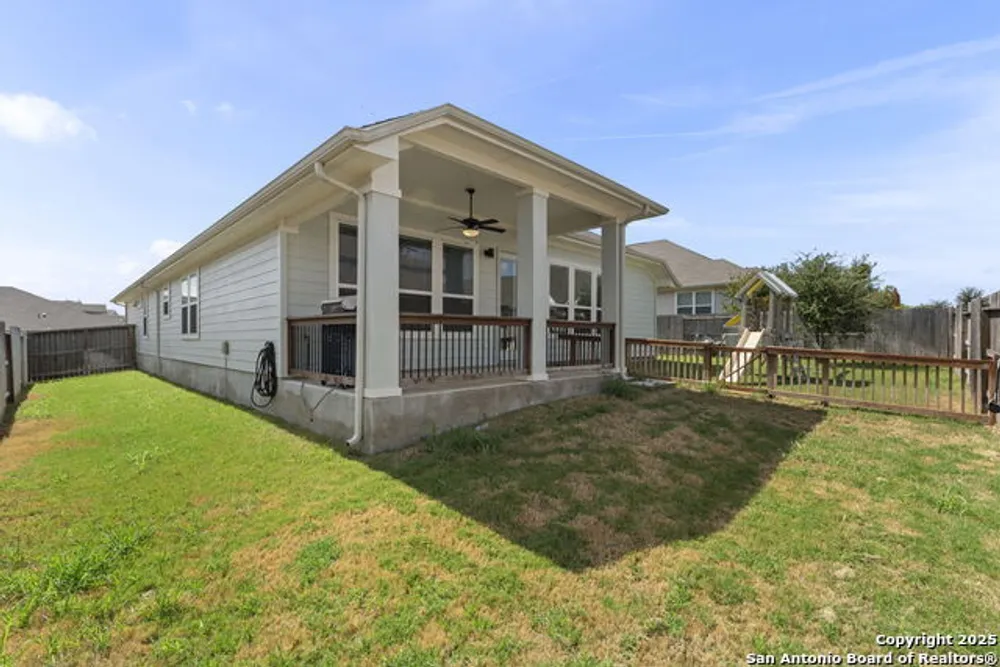 6533 Crockett Cove, Schertz, TX 78108-2043