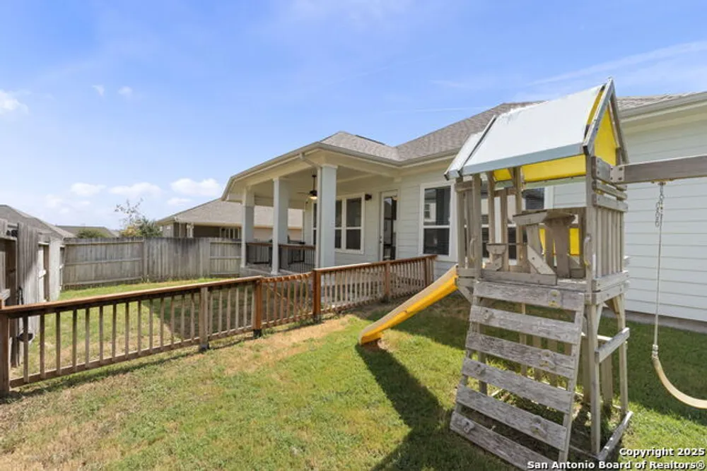 6533 Crockett Cove, Schertz, TX 78108-2043