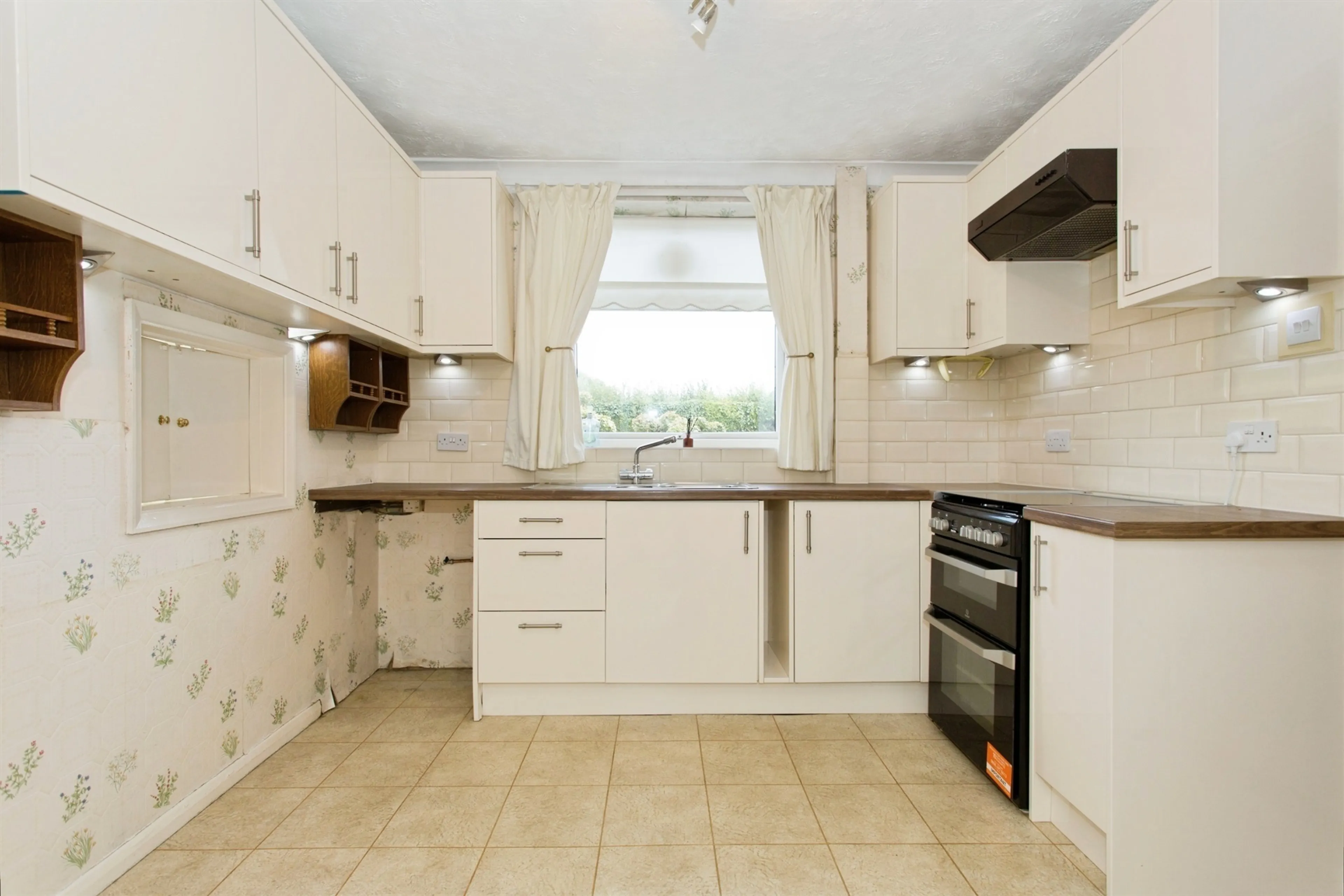 Property at Elizabeth Avenue, Newmarket