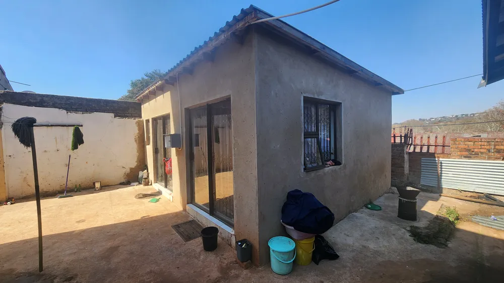 South Africa, Gauteng, Bezuidenhout Valley, 3rd Avenue, 154