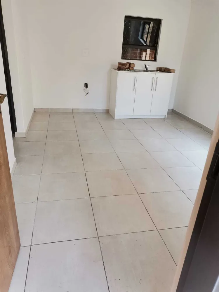 South Africa, Gauteng, Bezuidenhout Valley, 3rd Avenue, 154