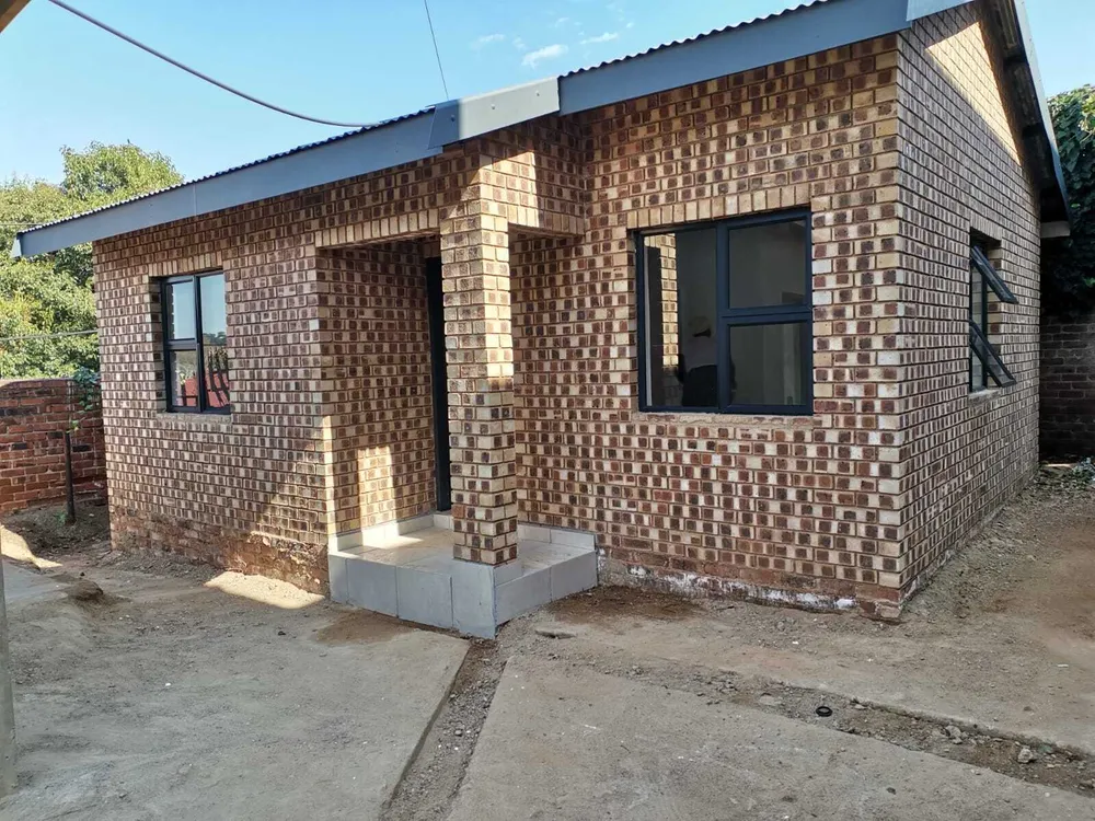South Africa, Gauteng, Bezuidenhout Valley, 3rd Avenue, 154