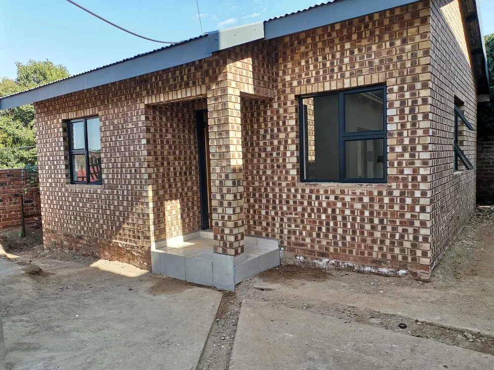 South Africa, Gauteng, Bezuidenhout Valley, 3rd Avenue, 154