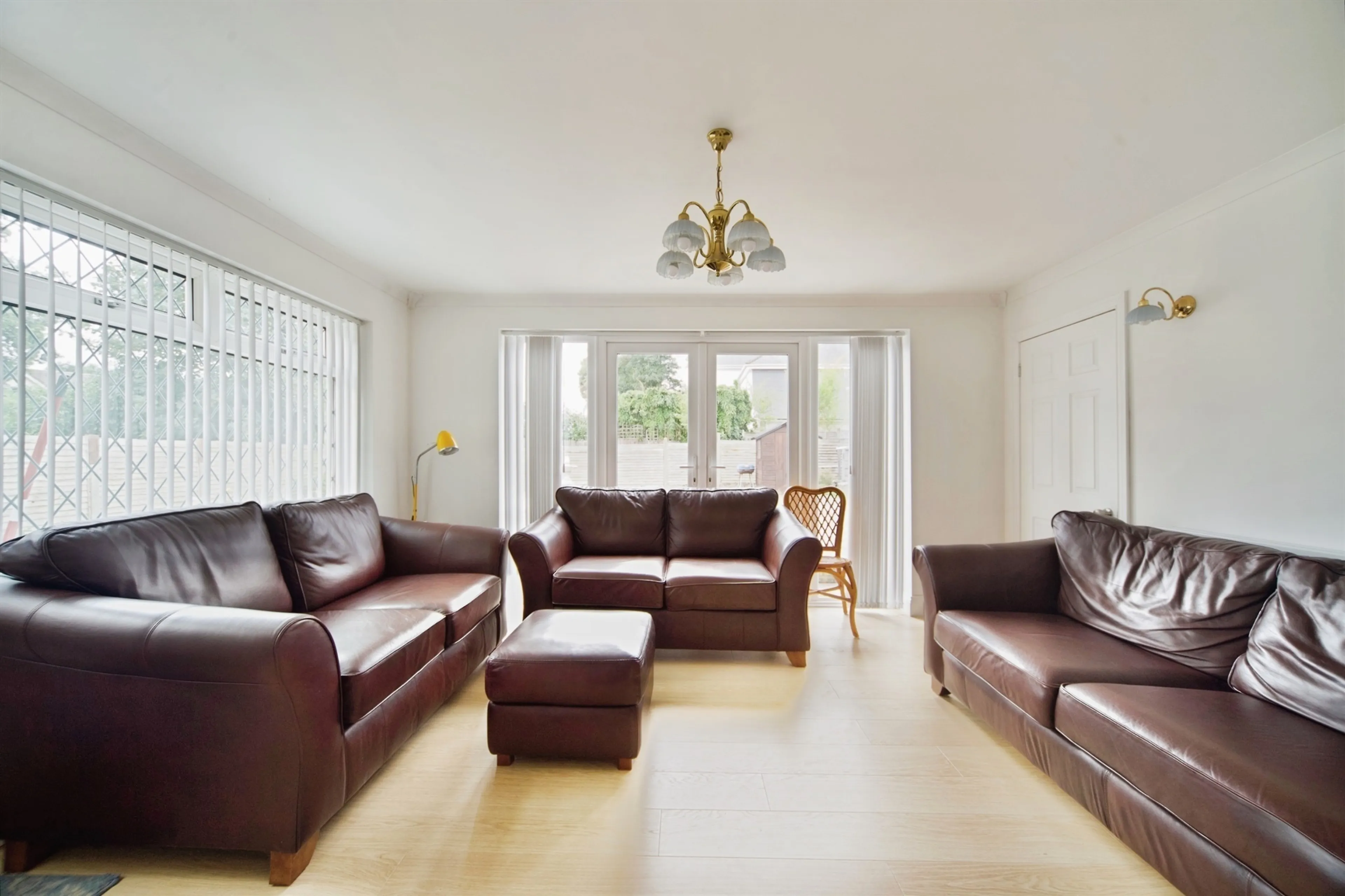 Property at Woodstock Road, Broxbourne