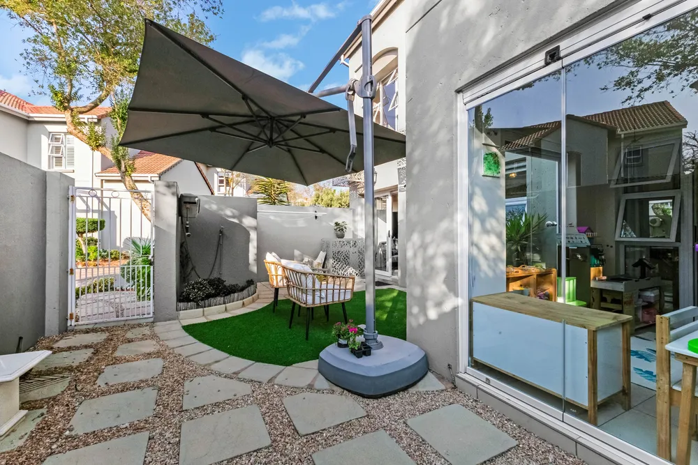 South Africa, Gauteng, Eagle Canyon Golf Estate, Blueberry Street, 182