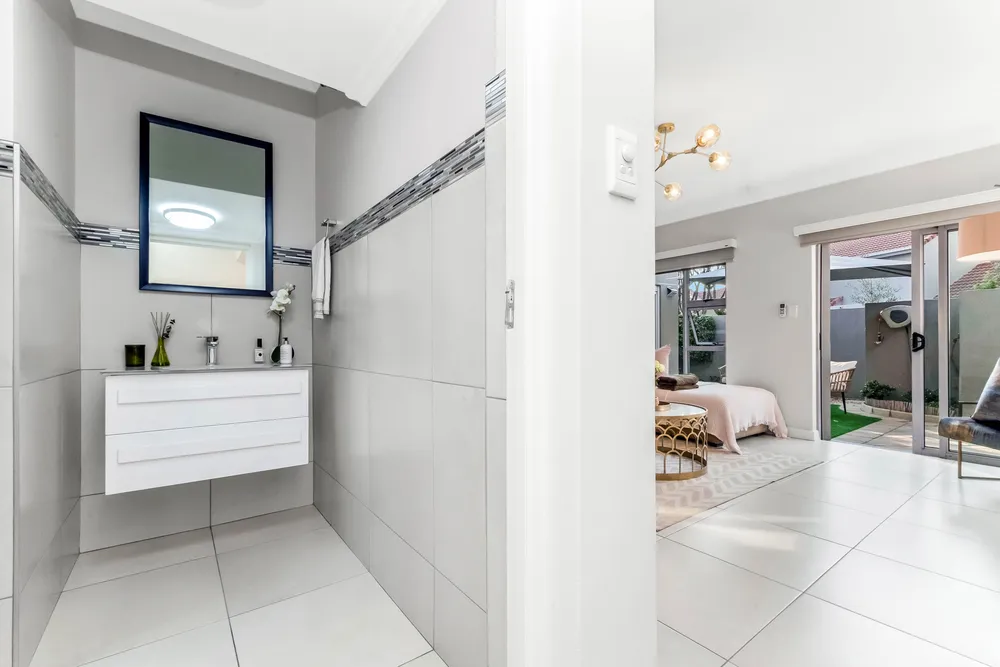 South Africa, Gauteng, Eagle Canyon Golf Estate, Blueberry Street, 182
