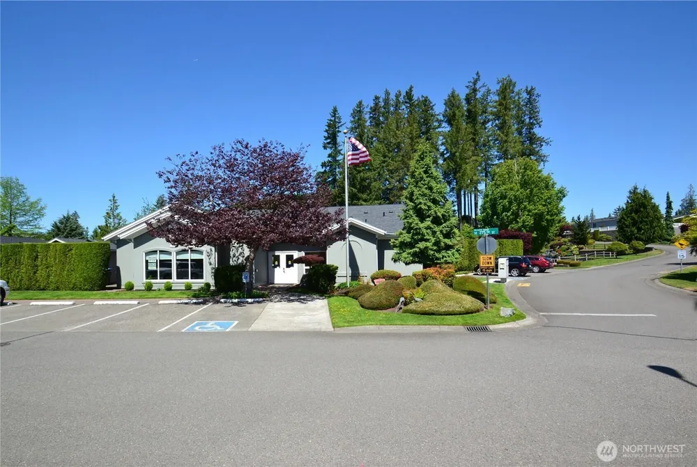 21628 SE 272nd Pl, Maple Valley, WA 98038