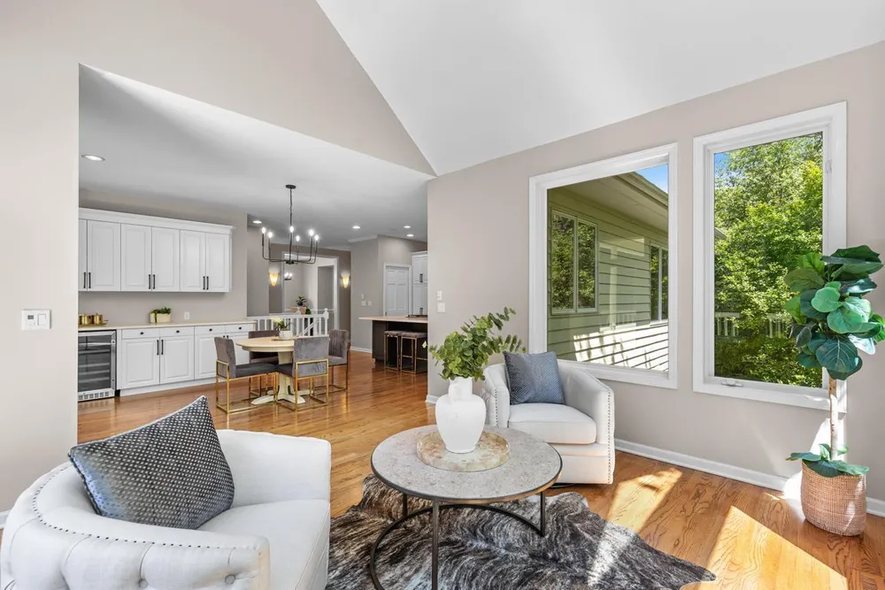 6229 Morningside Circle, Eden Prairie, MN 55344