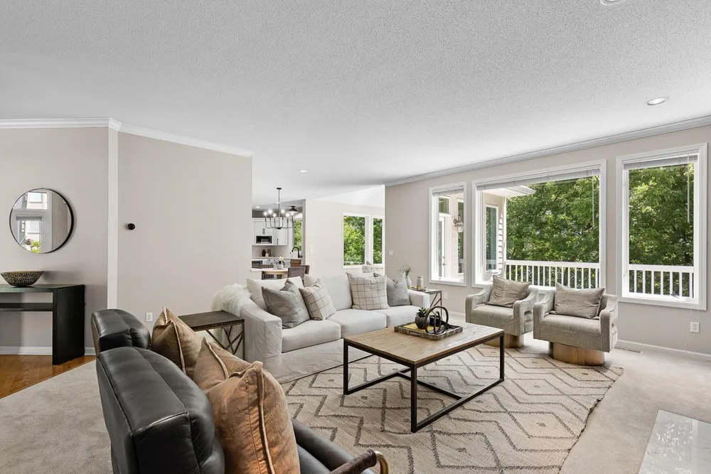 6229 Morningside Circle, Eden Prairie, MN 55344
