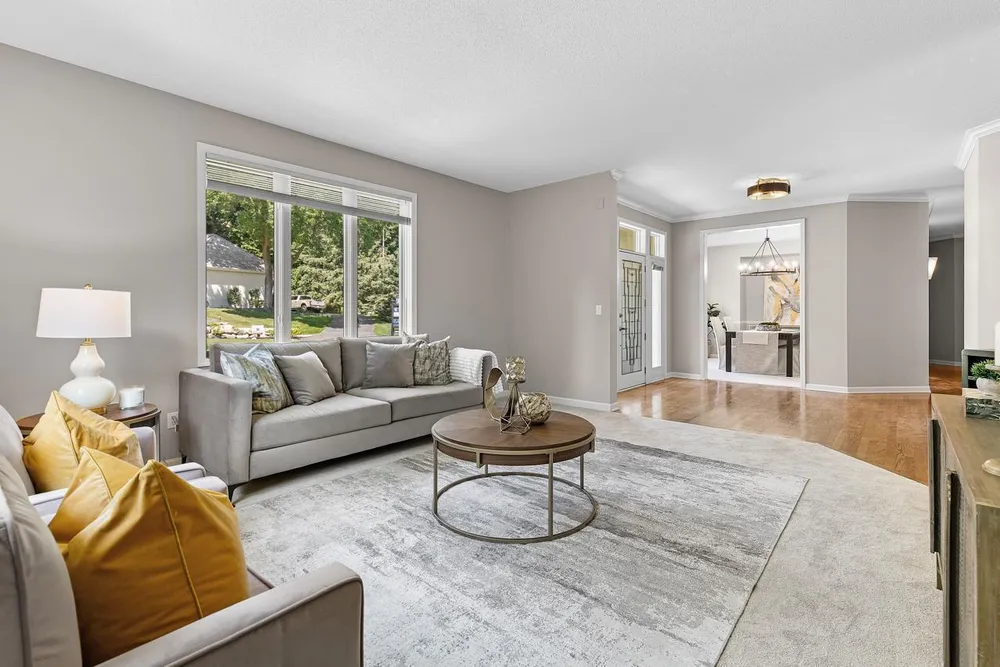 6229 Morningside Circle, Eden Prairie, MN 55344