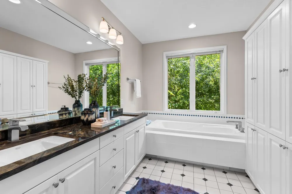 6229 Morningside Circle, Eden Prairie, MN 55344