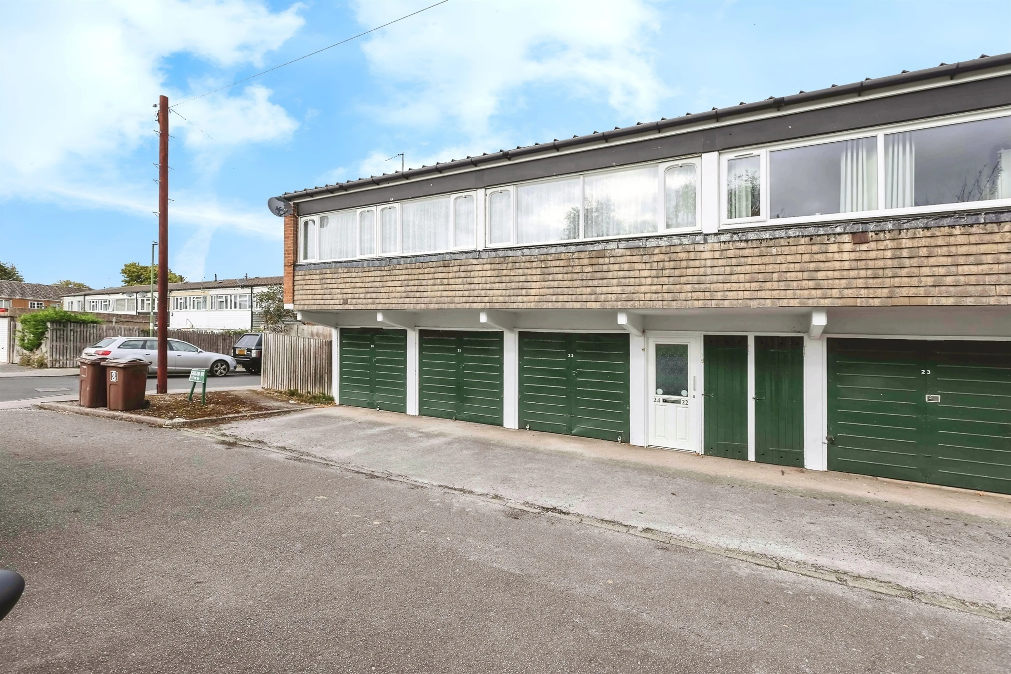 Property photo 0