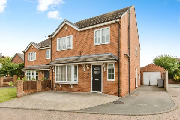 Limes Close, Haslington, Crewe, Chesh...