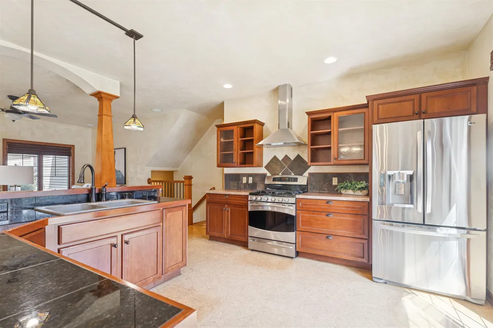4920 N Meade St, Appleton, WI 54913