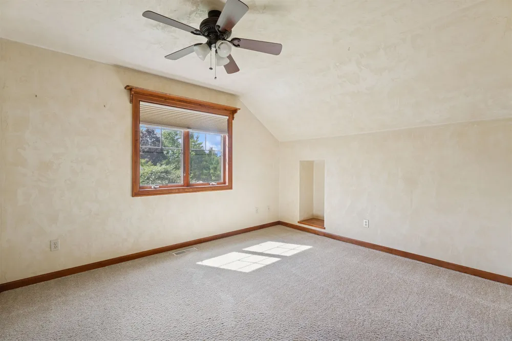 4920 N Meade St, Appleton, WI 54913
