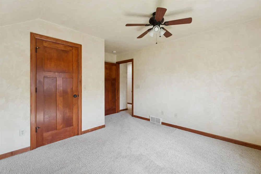 4920 N Meade St, Appleton, WI 54913