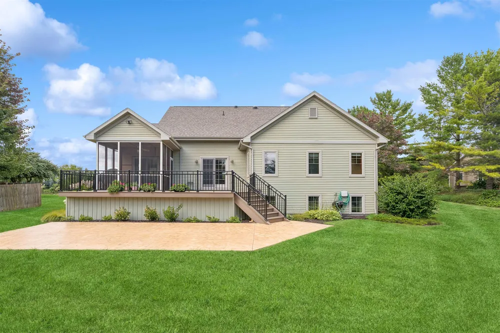 4920 N Meade St, Appleton, WI 54913