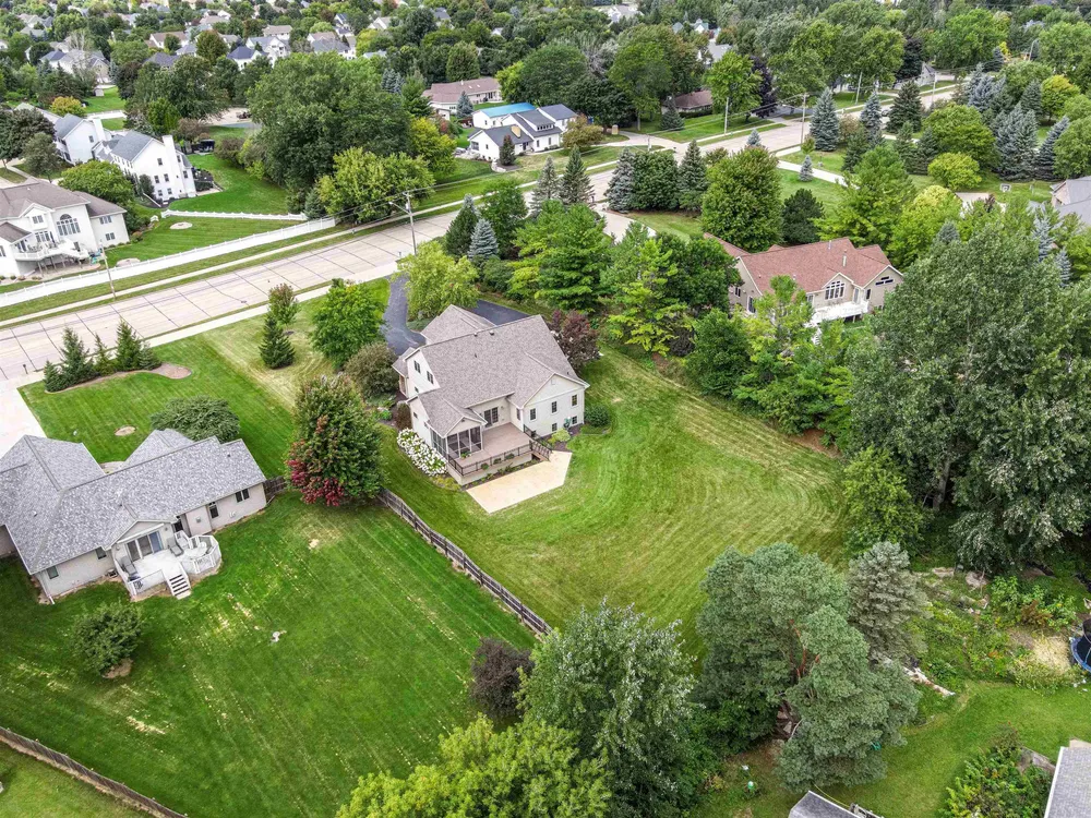 4920 N Meade St, Appleton, WI 54913