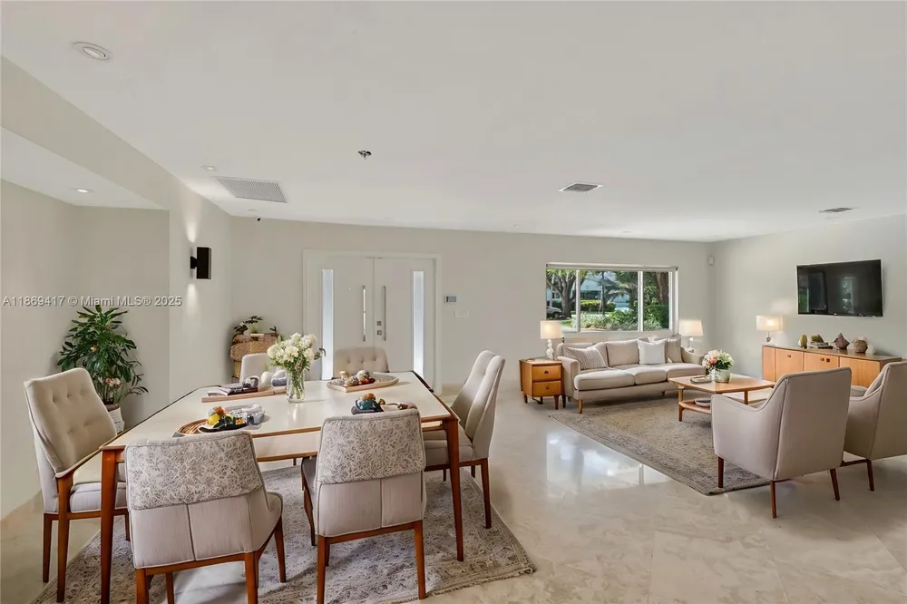200 Harbor Dr, Key Biscayne, FL 33149
