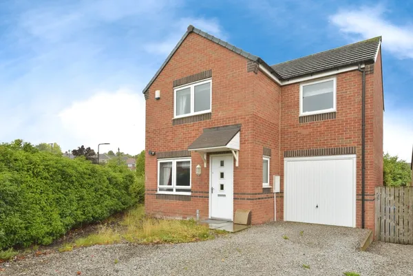 Darnbrook Drive, Sheffield, S5