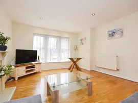 Goodwin Close, Great Baddow, Chelmsford thumb 3