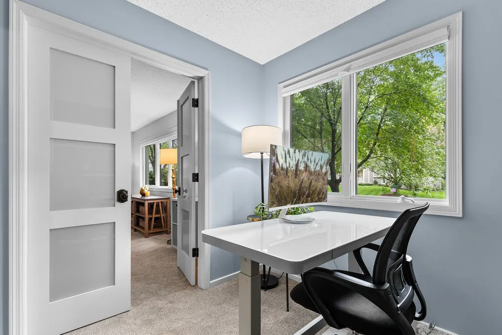 9291 Amsden Way, Eden Prairie, MN 55347