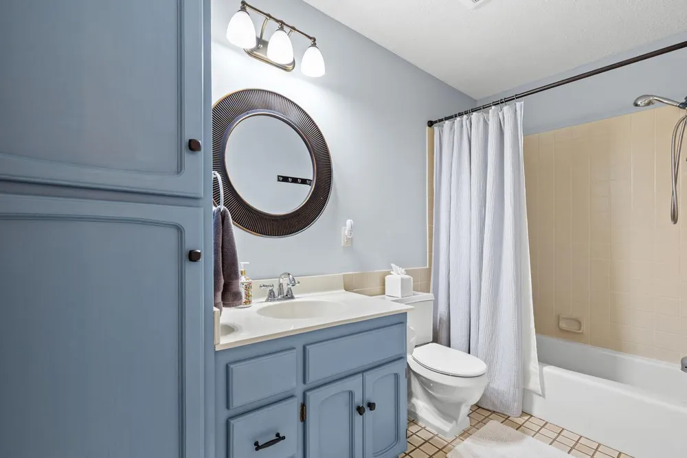 9291 Amsden Way, Eden Prairie, MN 55347