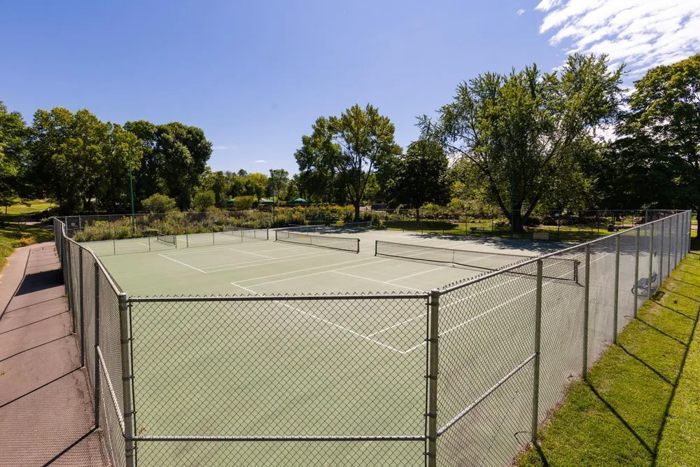 9291 Amsden Way, Eden Prairie, MN 55347