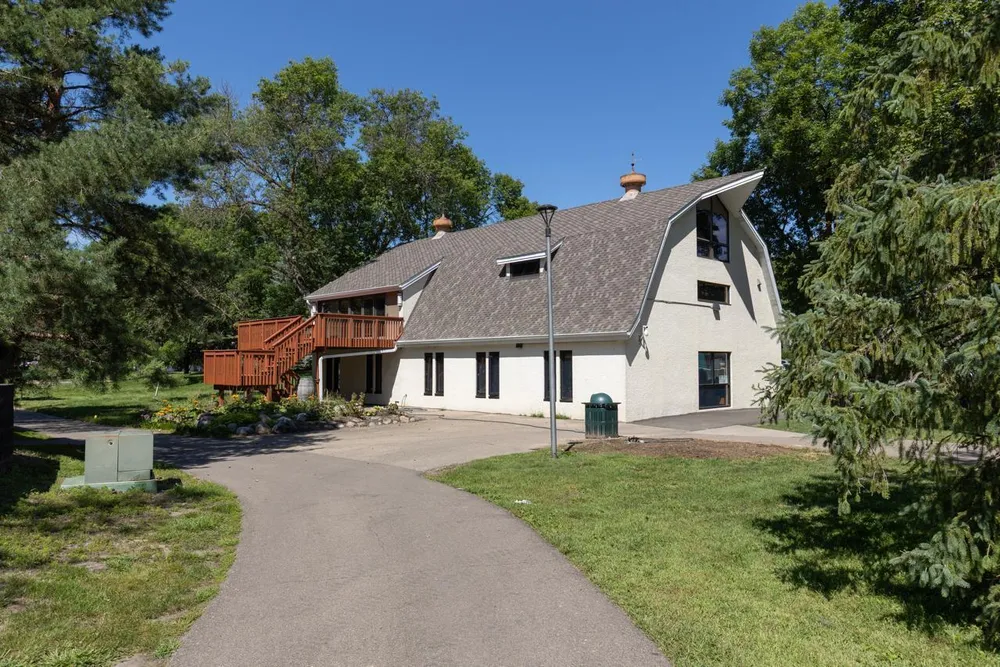 9291 Amsden Way, Eden Prairie, MN 55347