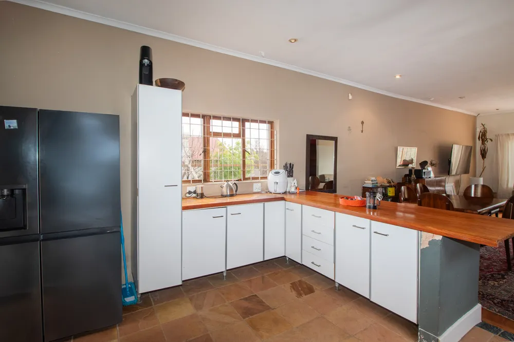 South Africa, Gauteng, Westdene, Avalanche Street, 10