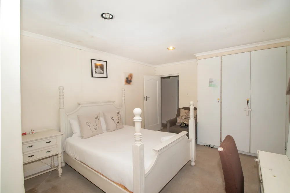South Africa, Gauteng, Westdene, Avalanche Street, 10