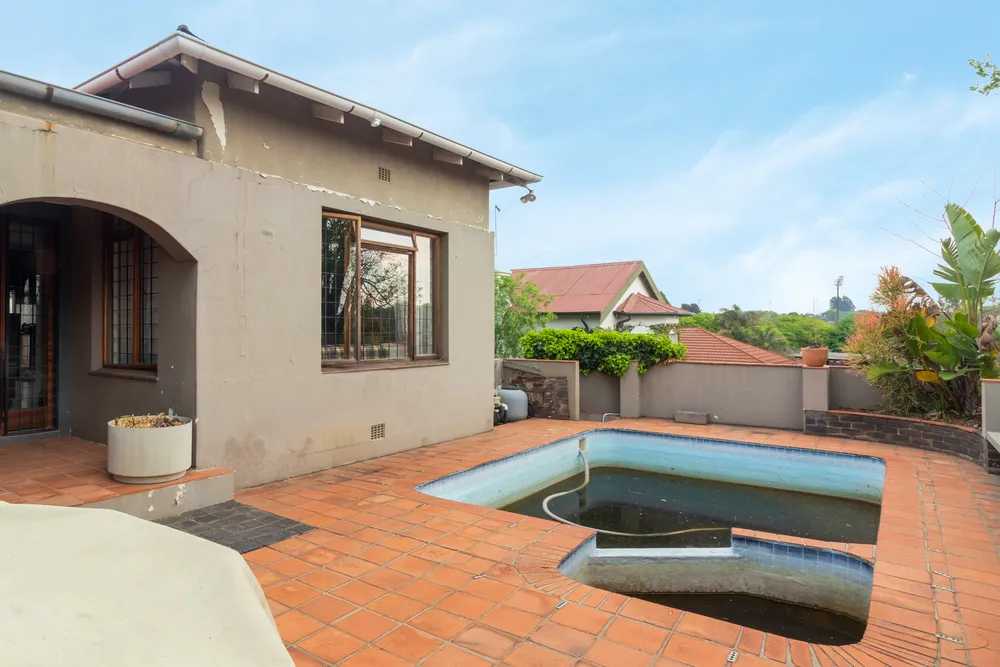 South Africa, Gauteng, Westdene, Avalanche Street, 10